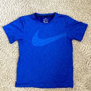 3 for $15 🍉 Boys Nike Dry Fit Athletic T-shirt, Youth Size M (like Size 8)